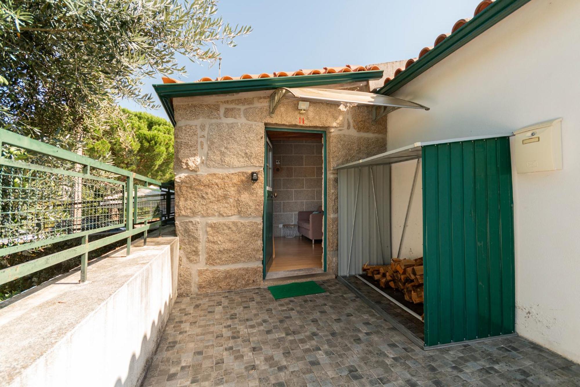Casa Rustica T2 Com Salamandra E Cozinha - Seia - Serra Da Estrela - Casa Do Loureiro II Buitenkant foto
